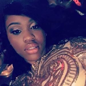 Meet your Posher, Marshuna